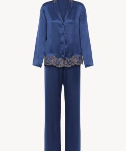 Threadstitch.shop5e851f5a90 1