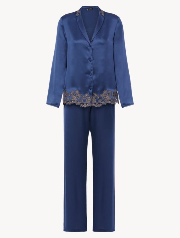 Threadstitch.shop5e851f5a90 1